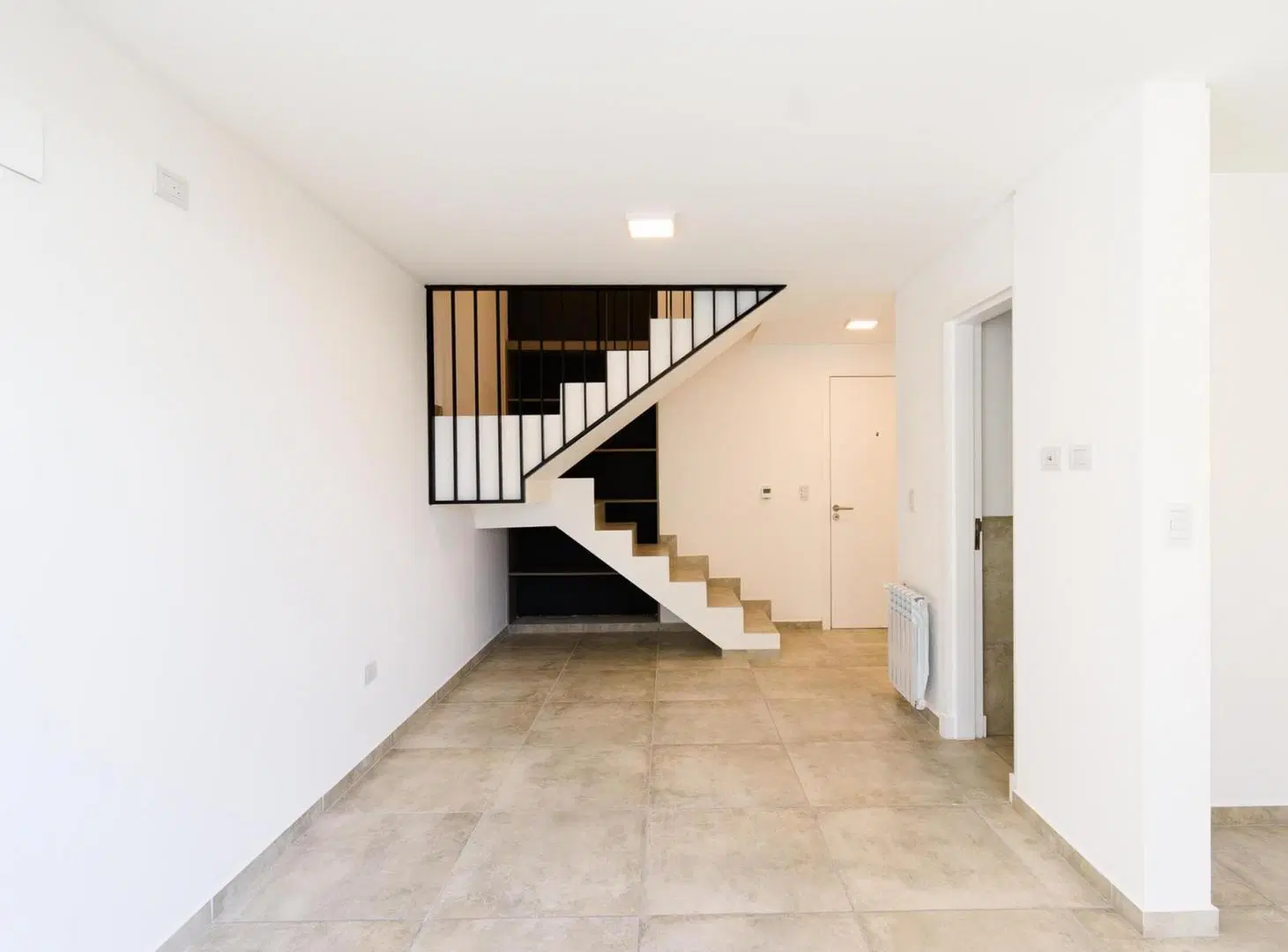 VENTA DE DUPLEX  A ESTRENAR 2 DORMITORIO - 3 BAÑOS - FRENTE CON BALCON Y FINANCIACION 2