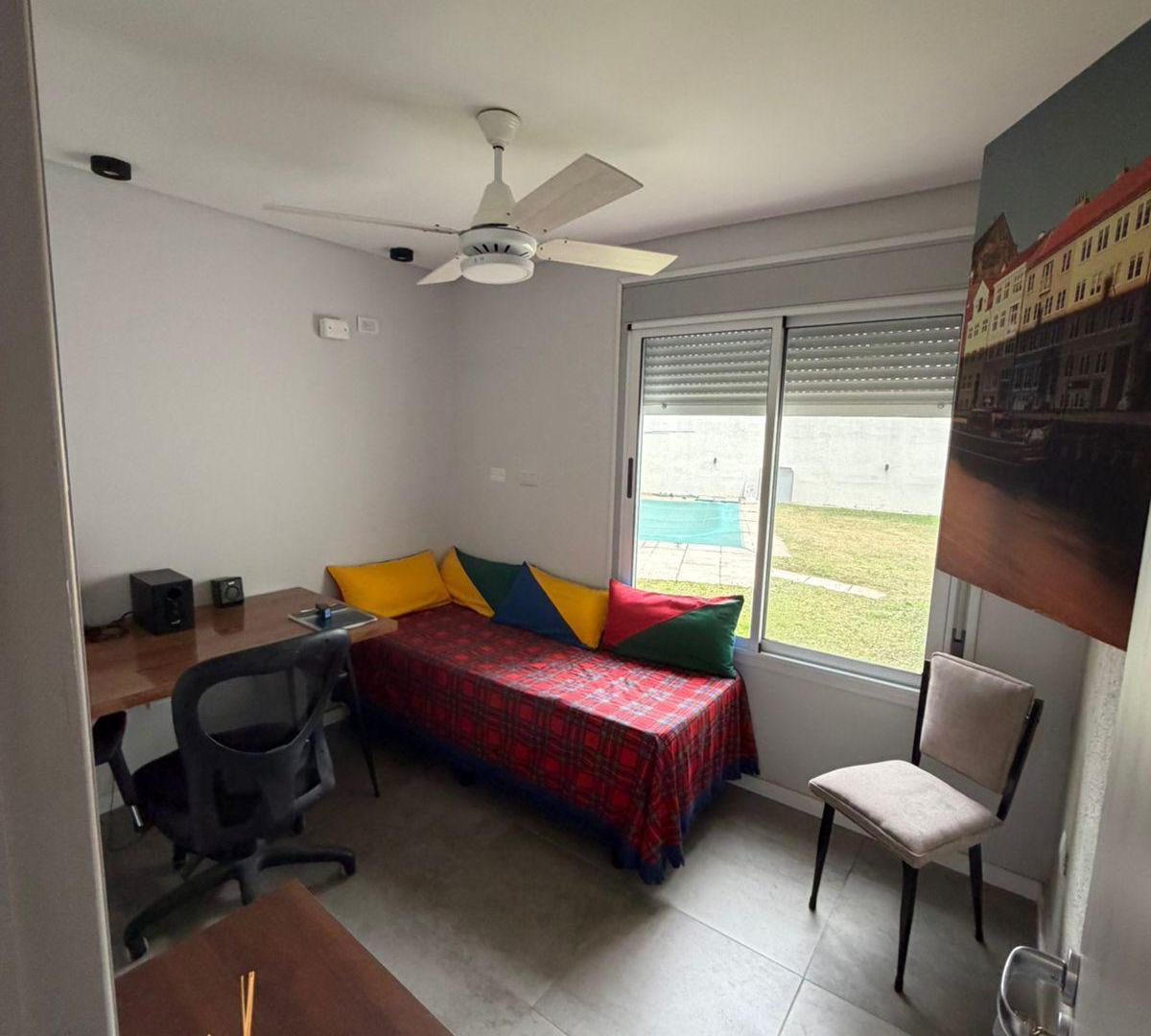 Foto de Casa en venta, Mina Cravero 5 Dorm. 320m2 Pileta Climatizada - Cerca, imagen 3
