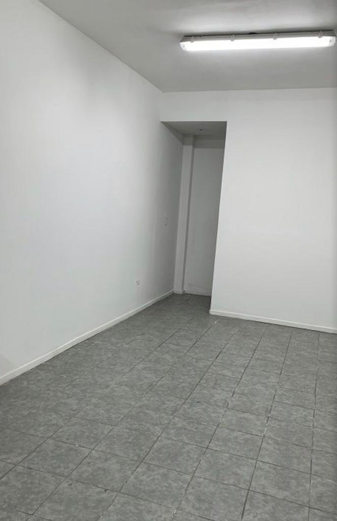 Yerbal 2600 Local de 3 m X 12 m Retasado Oportunidad Inversor, Permutas, Flores 4