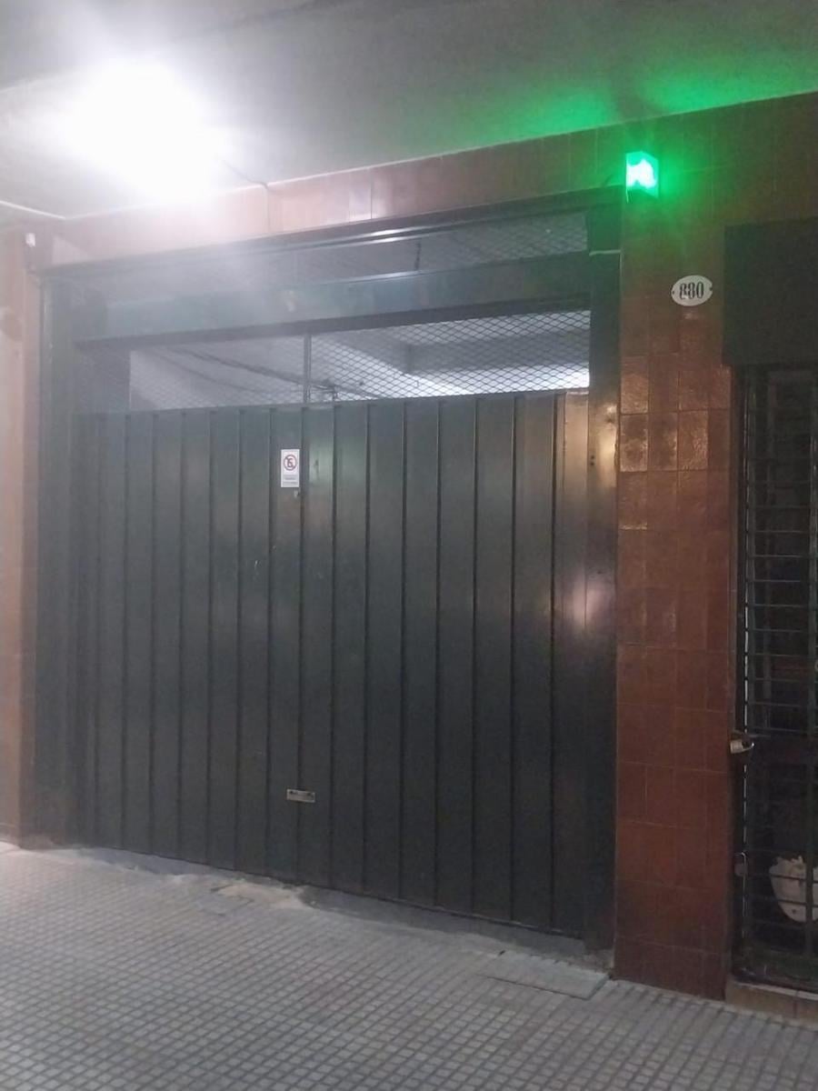 Salguero 800, Cochera Fija y Cubierta en Planta Baja, Almagro