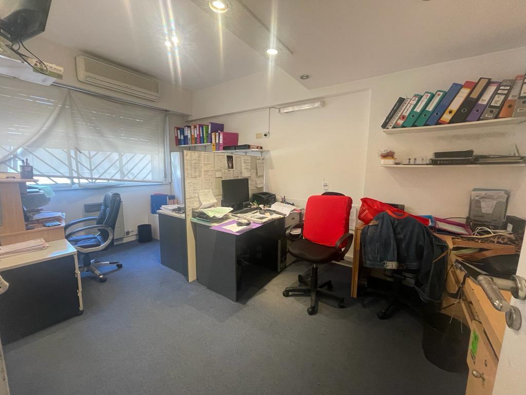 Humahuaca 4300, Consultorio 7 Ambientes 130 m², Entrada Indep - Almagro 2