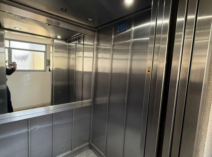 Lavalle 1600, Oficina Piso alto en Duplex, 160m2 con balcones terraza, Tribunales 2