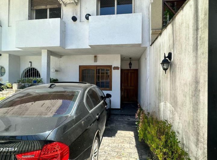 Blanco Encalada 3900, Casa tipo Duplex, 4 Ambientes C/Patio-Terraza-Parrilla-cochera  - V. Urquiza 2