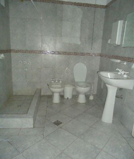 Bouchard 400 Departamento 6 Ambientes Centro 4