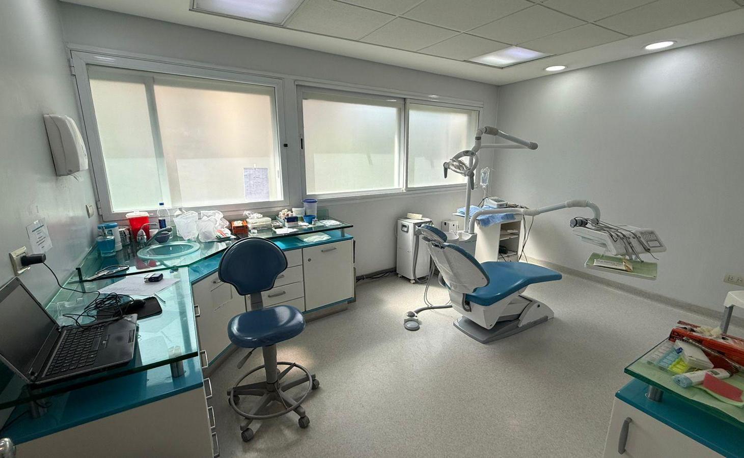 Av Callao 1100. Piso, Oficina 220m2 C/2 cocheras Recoleta, Av Callao y Av Santa Fe, Apto Consultorio