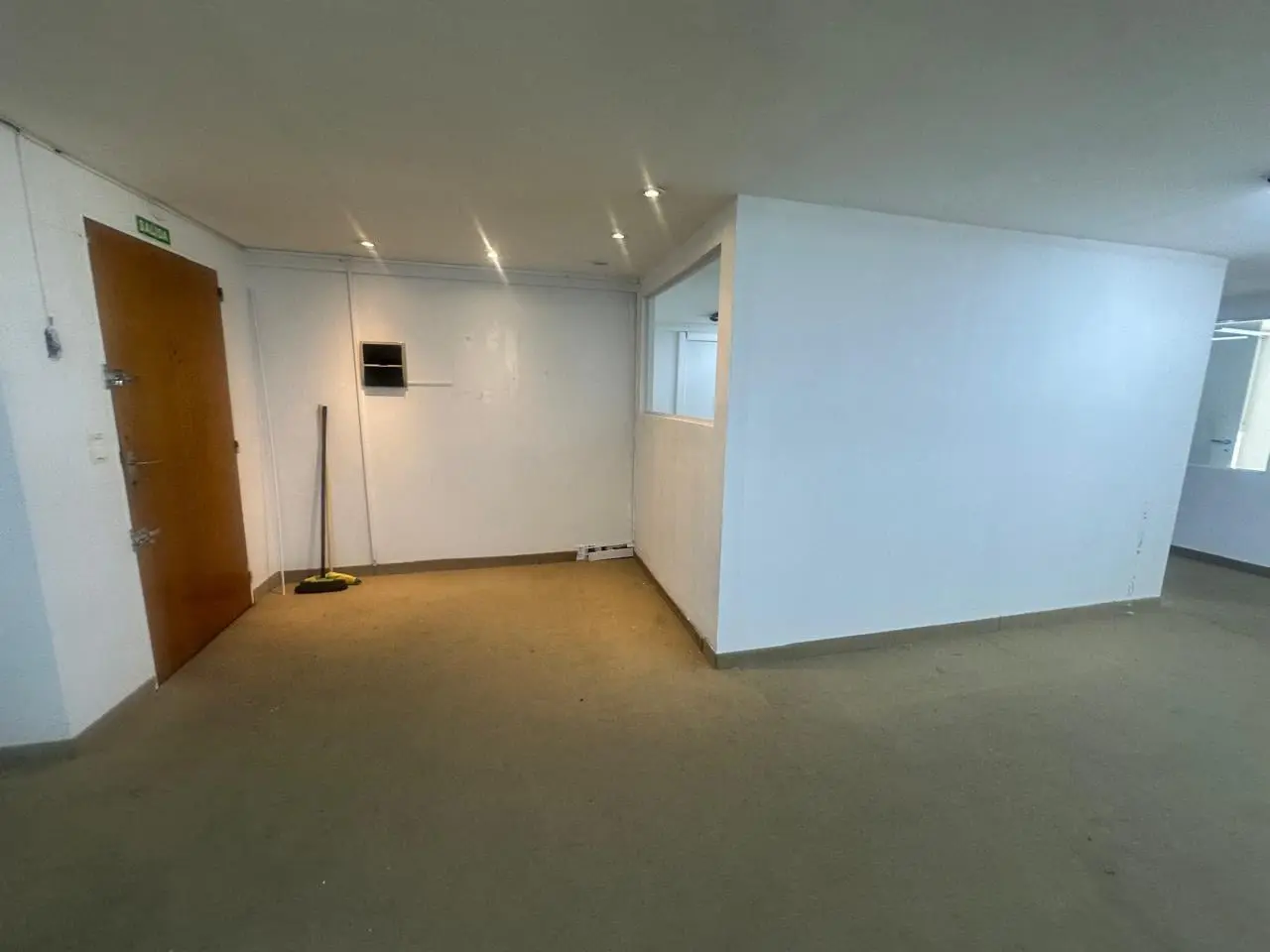 Tucuman 1400, Oportunidad Alquiler Oficina 100m2, Tribunales. 3