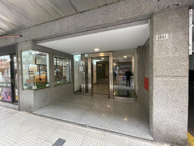 Tucuman 1400 Excelente Oficina Piso Alto, Baño Privado 151m2, Tribunales Oportunidad