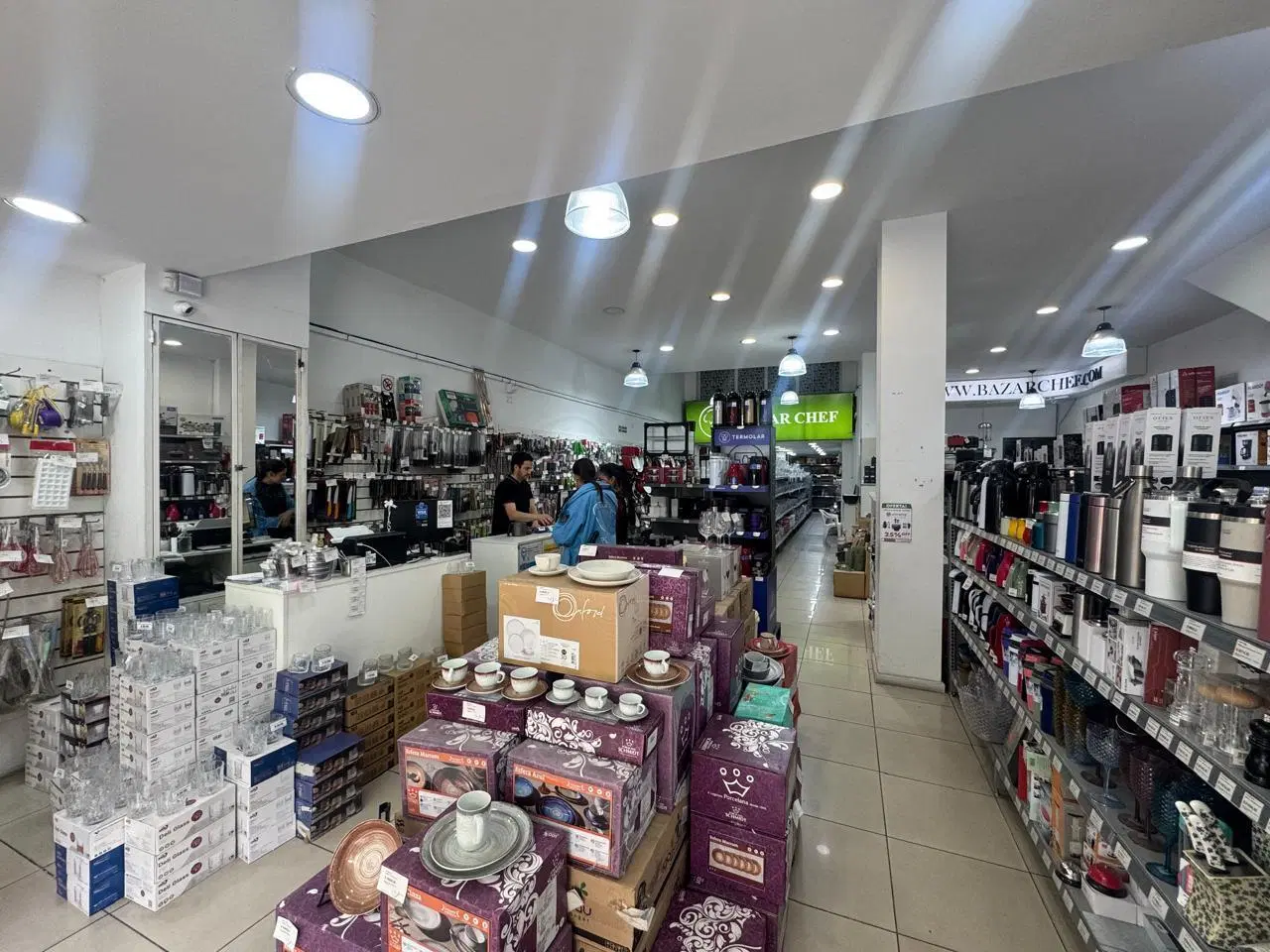 Av Corrientes y Medrano. Local 270m2 100m2 1°Piso,Boca Subte B en Almagro 5
