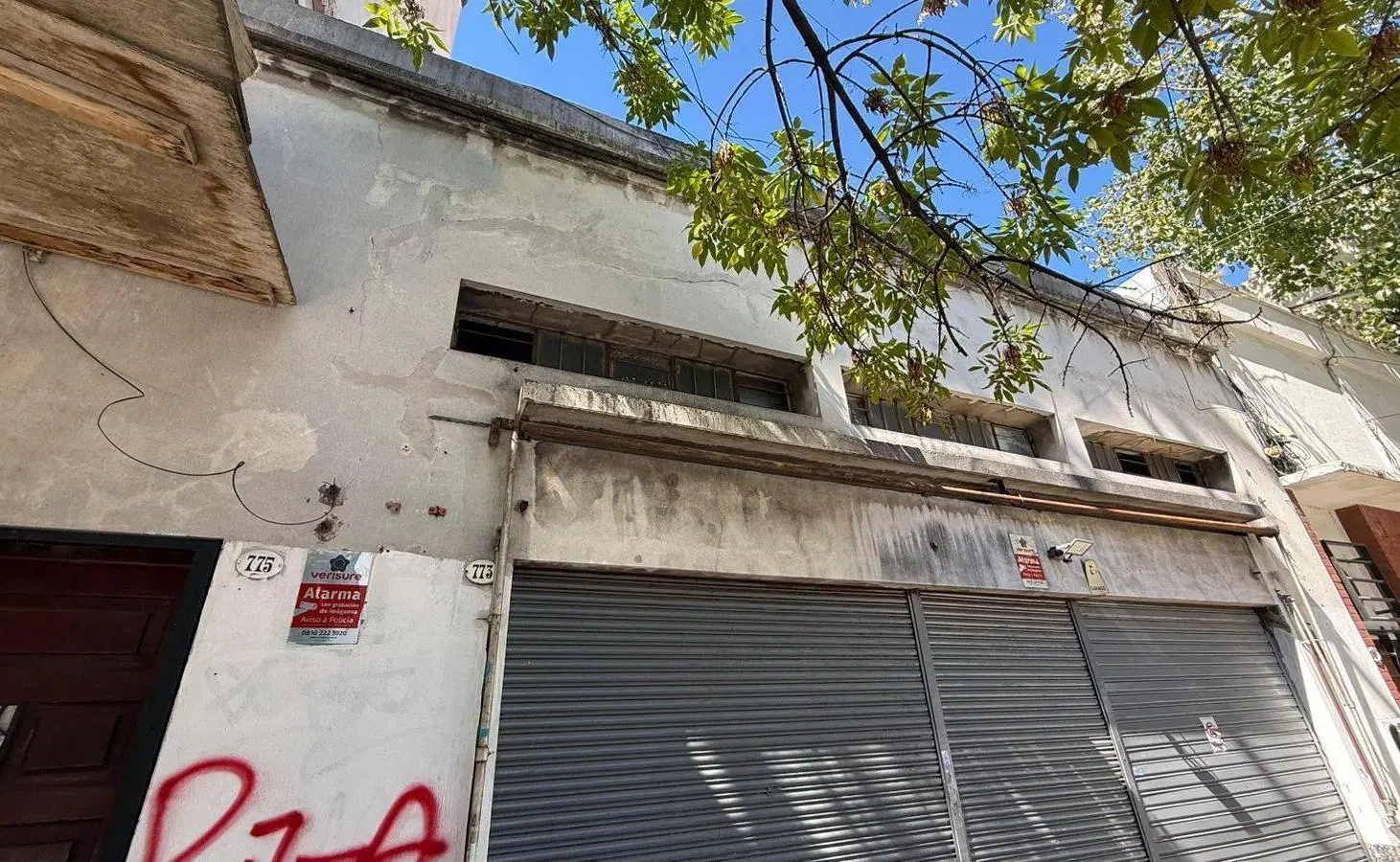 Galo 700, Casa 4 ambientes con Patio y Terraza, Cochera y Local comercial, Lote Propio, Abasto 2