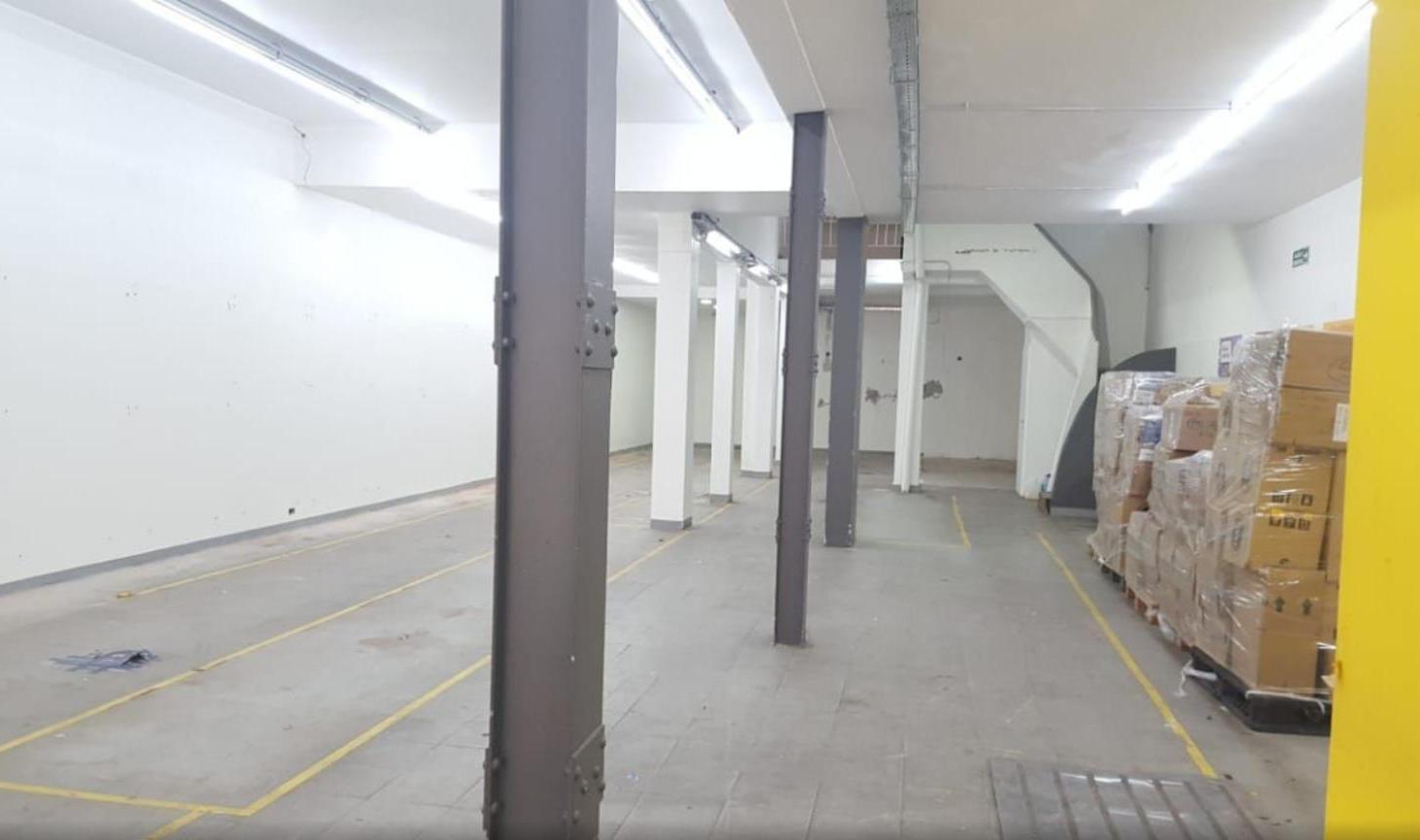 Foto de Federico Lacroze al 2400, a mts de Av Cabildo, Local 310m2, Apto todo, imagen 4