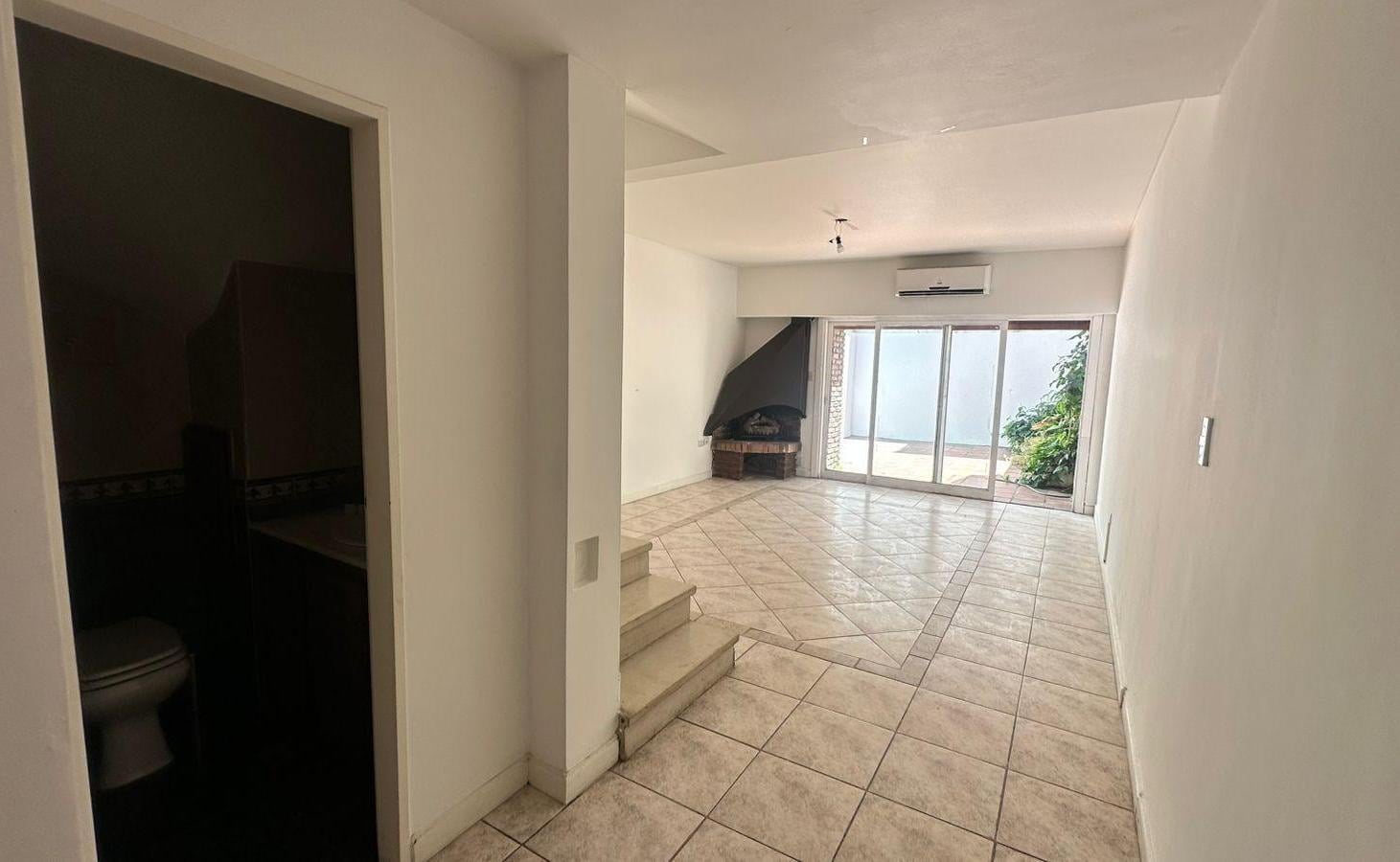 Foto de Blanco Encalada 3900, Casa tipo Duplex, 4 Ambientes, imagen 2