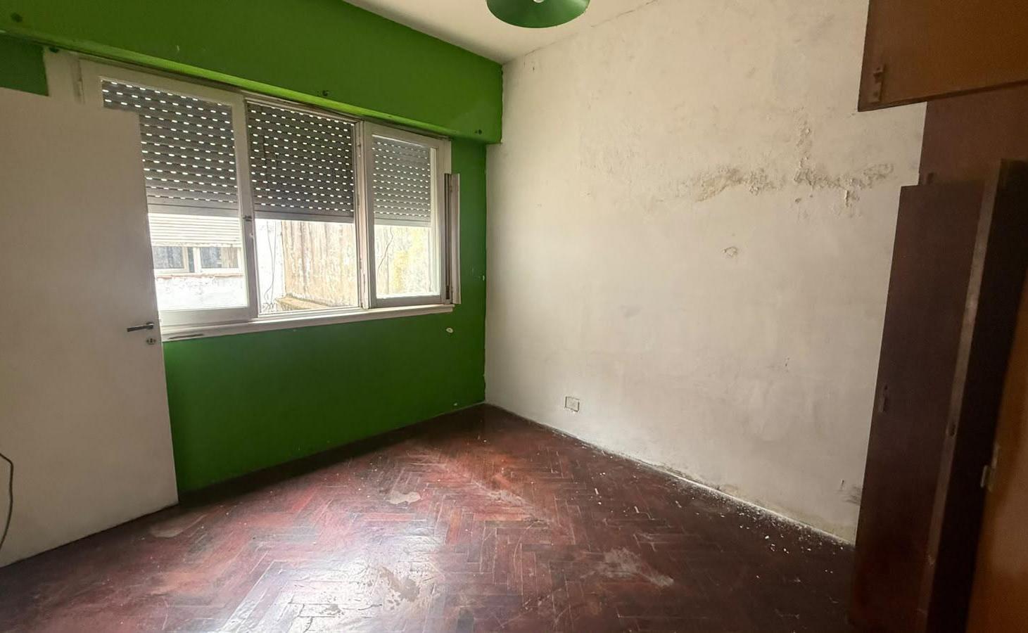 Foto de SIN EXPENSAS, Av la plata al 2400, PH 2 Ambientes a Reciclar, Boedo, imagen 5