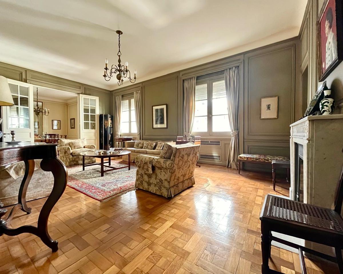 Departamento Antiguo en Venta en Recoleta 3
