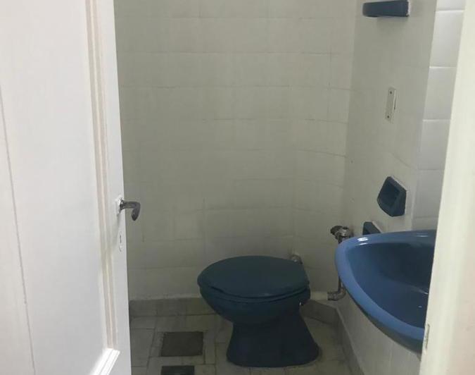 Oficina/depto apto profesional en edificio antiguo en venta - Microcentro 4