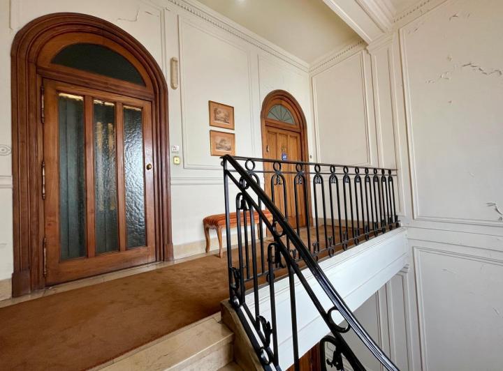 Espectacular departamento francés en excelente ubicacion 4