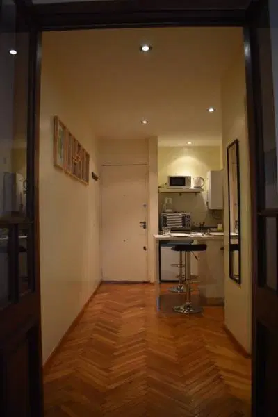 Alegre departamento de 1 ambiente y medio en Recoleta 5