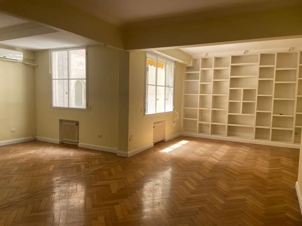 Departamento francés, lleno de sol en venta o alquiler 5
