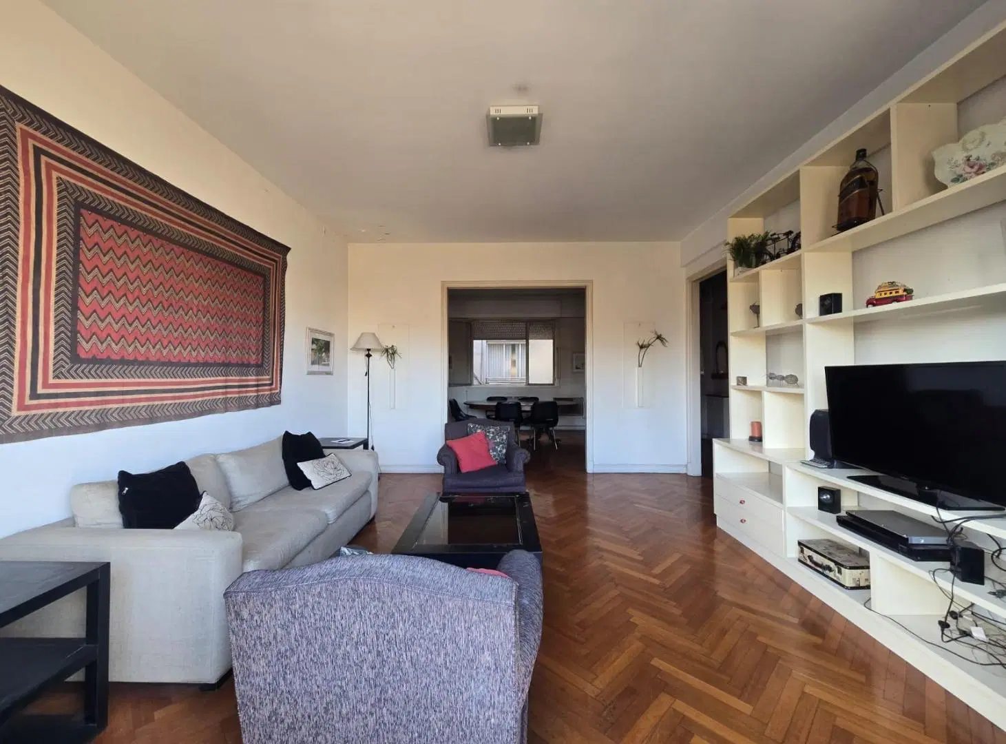 Departamento en Venta con vista abierta a la plaza Las Heras 5