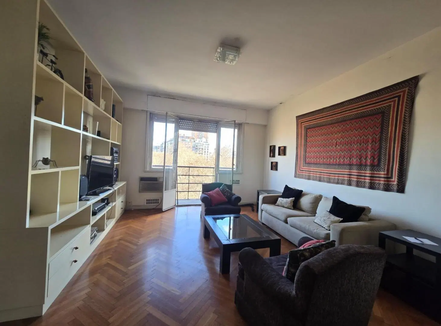 Departamento en Venta con vista abierta a la plaza Las Heras 8