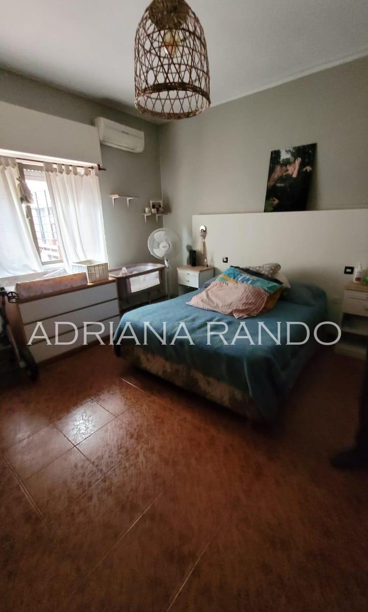 San Nicolas Al 1800 - Exc Casa Multifamiliar de 3 Dptos S/lote de 8,53 X 40.33 3