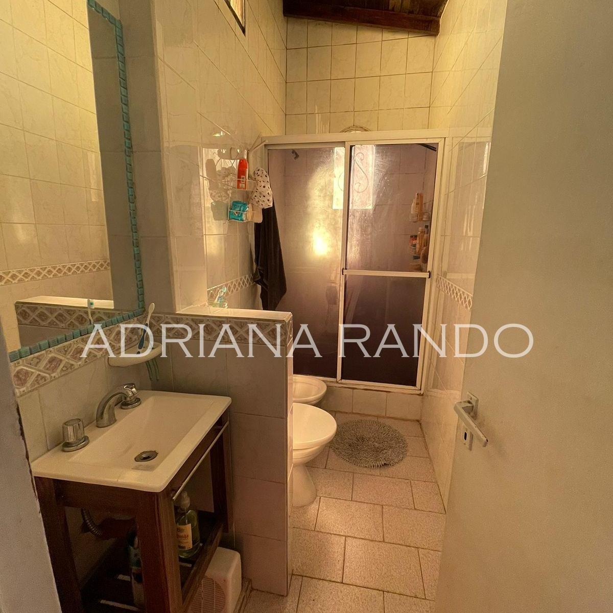 Llavallol Al 1800 - Excelente PH 4 Amb Al Frente con Espacio Guardacoche y Patio 2