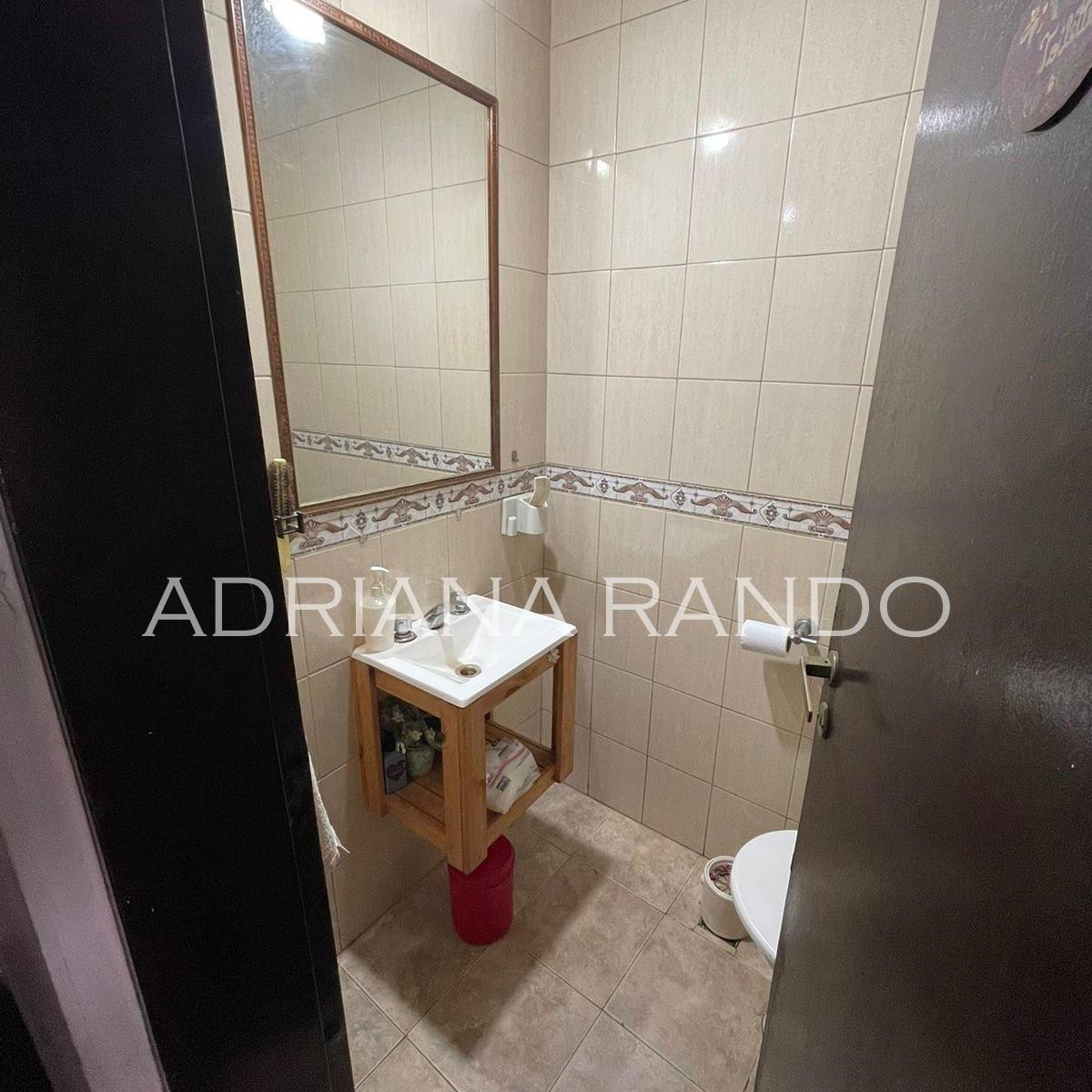 Llavallol Al 1800 - Excelente PH 4 Amb Al Frente con Espacio Guardacoche y Patio 1