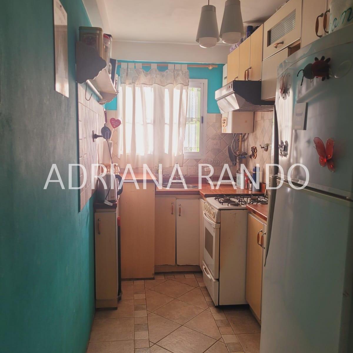 Excelente Departamento de 2 Ambientes Al Frente con Balcon 5