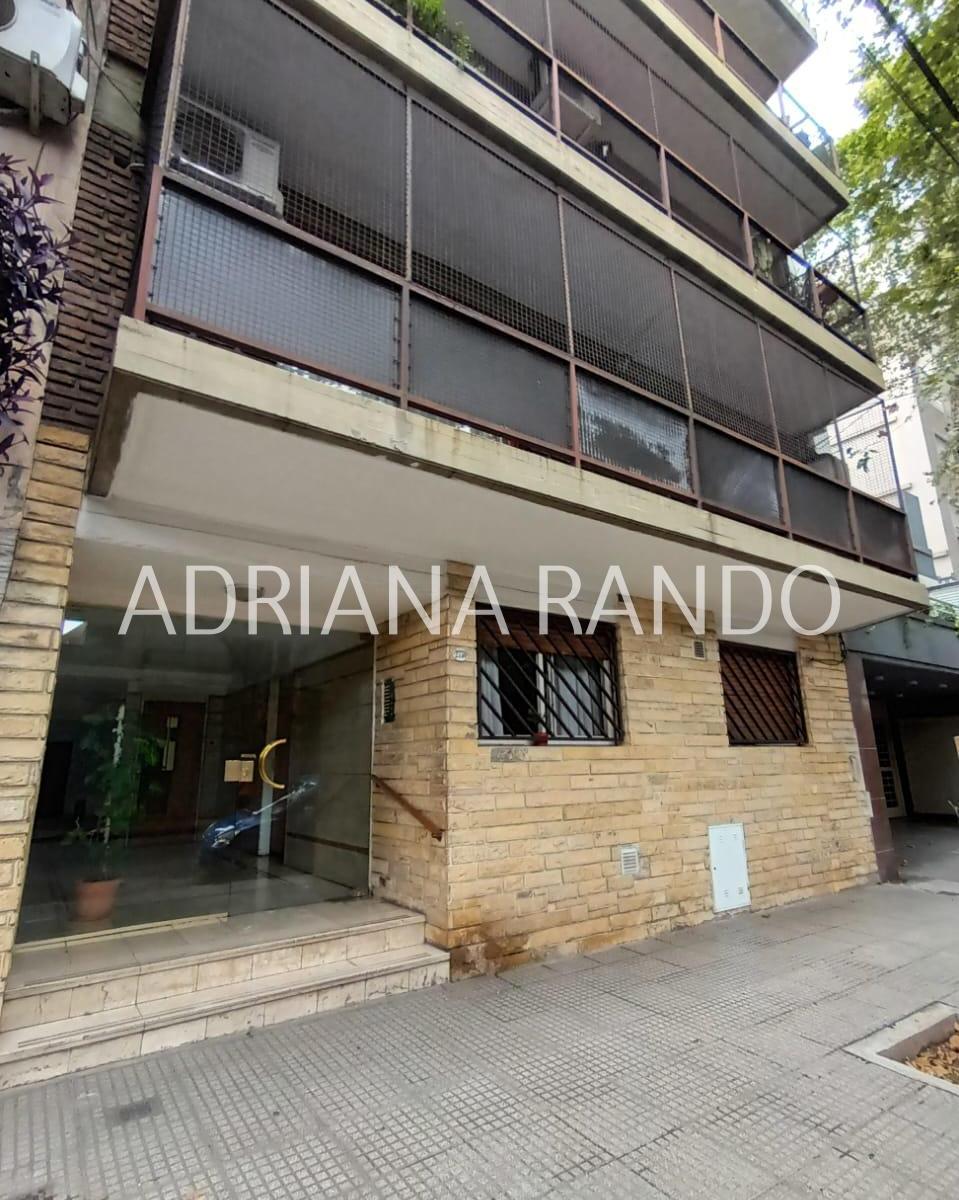Amplio Departamento de 2 Ambientes Al Lateral 2