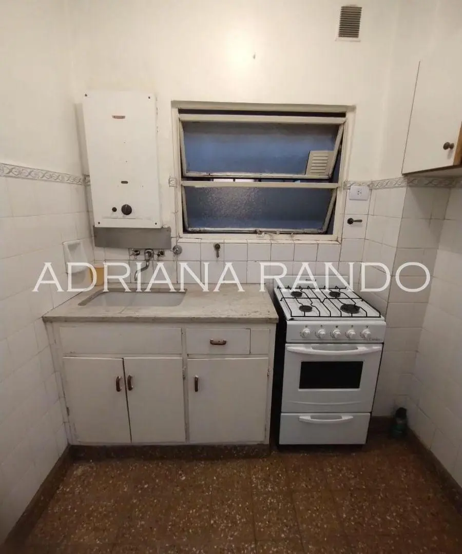 DEPARTAMENTO 2 AMBIENTES AL LATERAL 4
