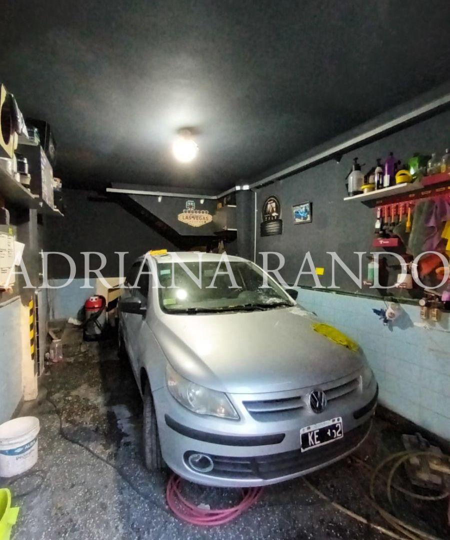 LOTE PROPIO DE 8.66 X 21.24 - 2 UNIDADES EN BLOCK CON GARAGE - PATIO Y TERRAZA