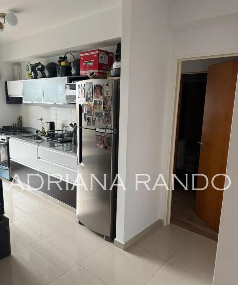 EXCELENTE SEMIPISO DE 2 AMBIENTES AL FRENTE 3