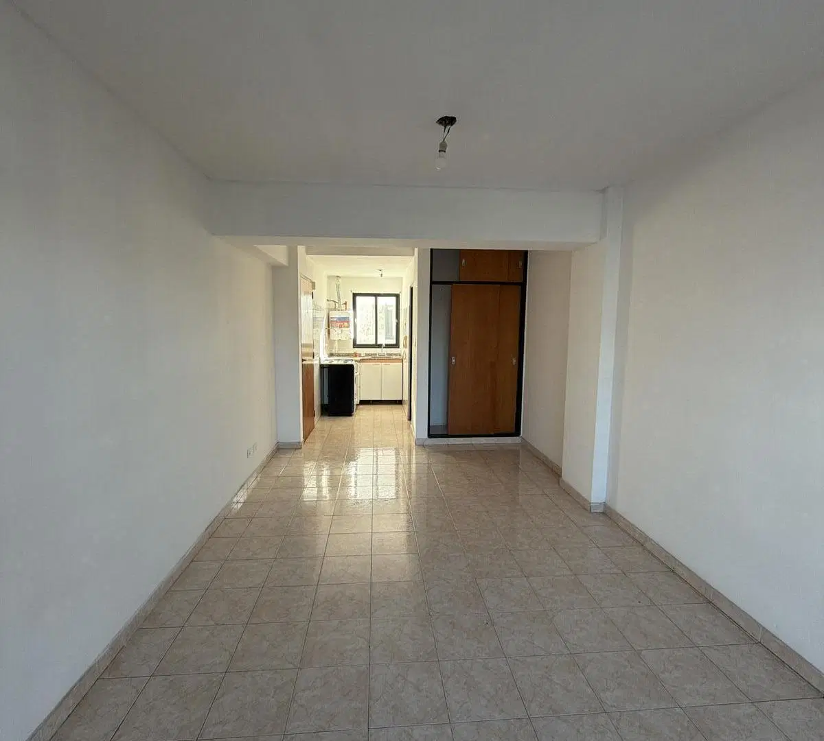 Departamento en Luis Agote 1