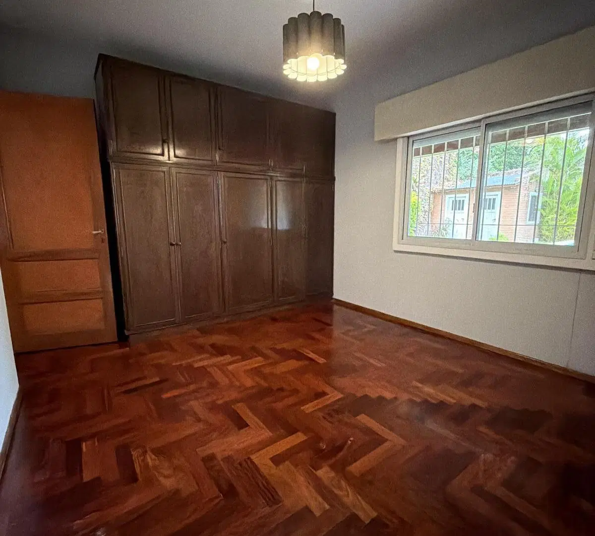Casa en Luis Agote 1