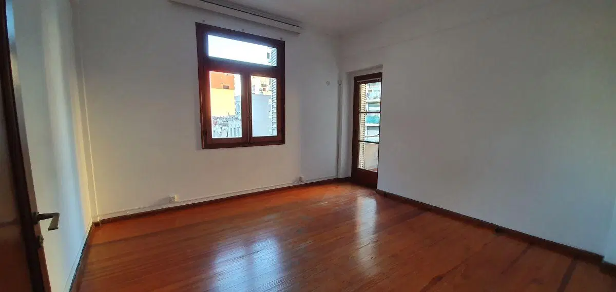 Departamento de 127 m² con 2 dormitorios en alquiler Buenos Aires 1110 1