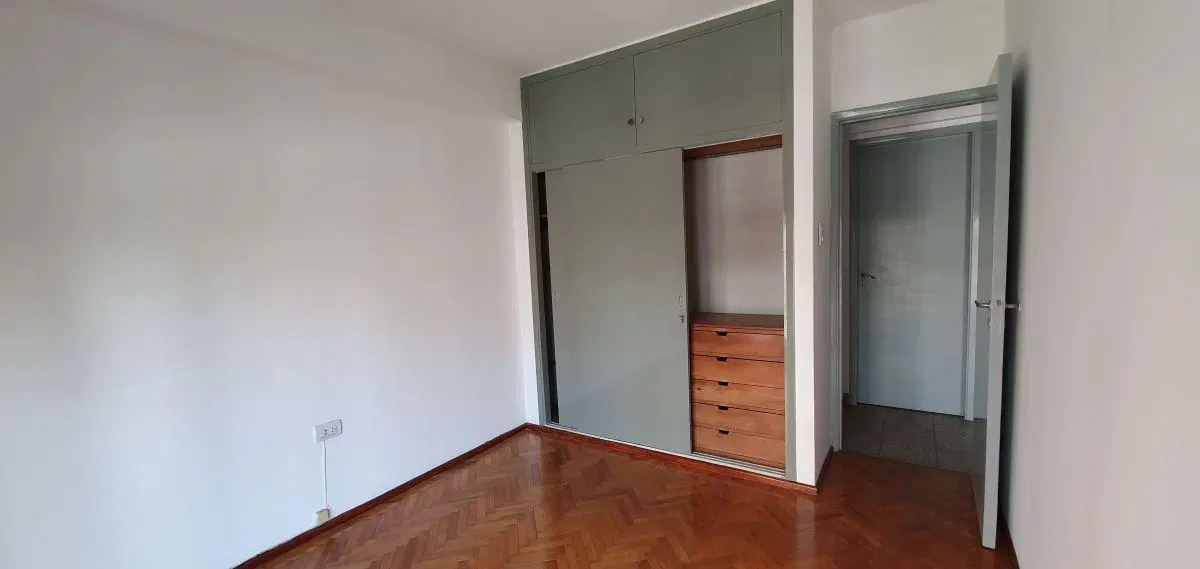 Departamento de 68 m² con 3 dormitorios en alquiler en Barrio Martín 3
