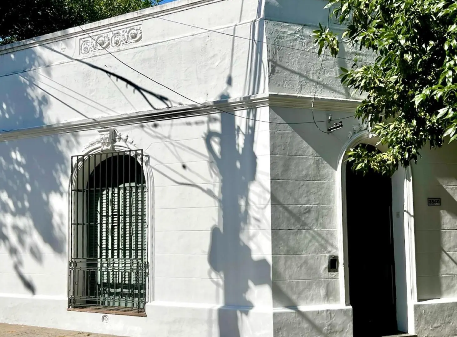 Casa - Luis Agote 8
