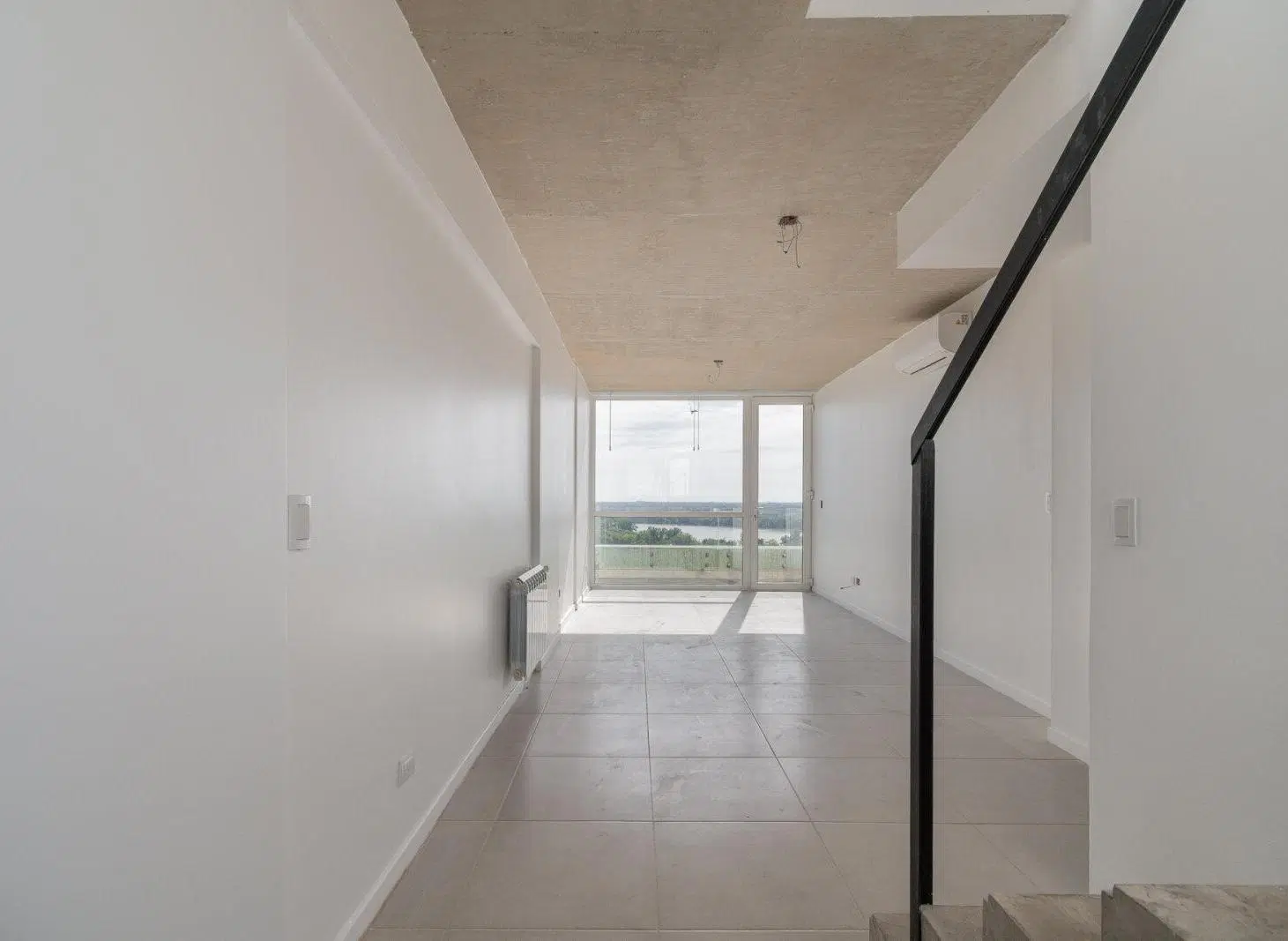 Exclusivo Penthouse con Terraza y Vista Panorámica al Río Parana 5