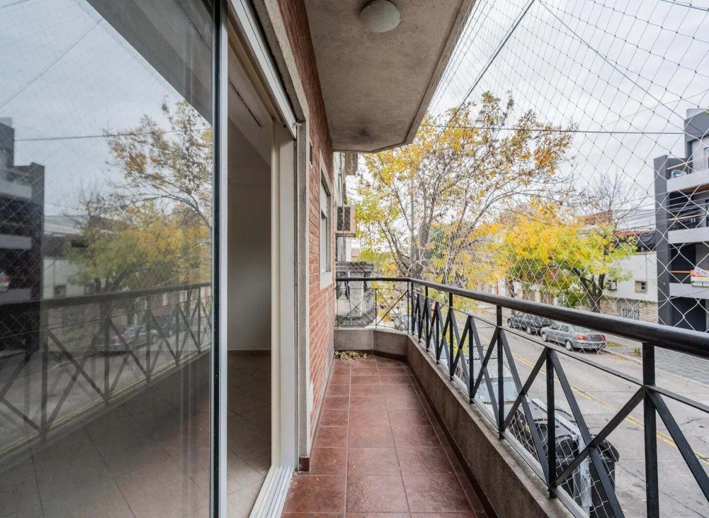 Departamento 2 ambientes . Al frente c/balcón . Bajas expensas . Mataderos . Liniers . Villa Luro 2