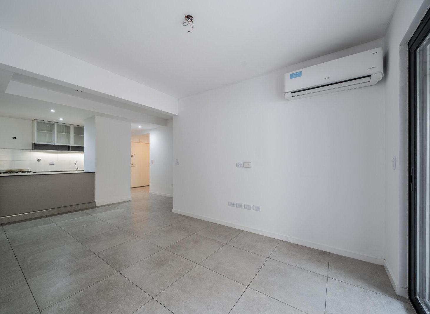 Foto de Venta . Departamento 3 ambientes . Toilette . Terraza . Cochera, imagen 3