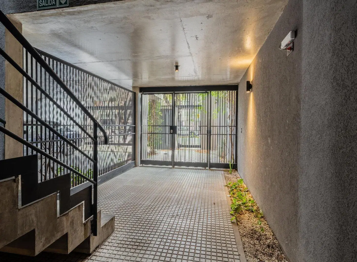 Venta . Departamento 3 ambientes . Toilette . Terraza . Cochera . Caballito 4