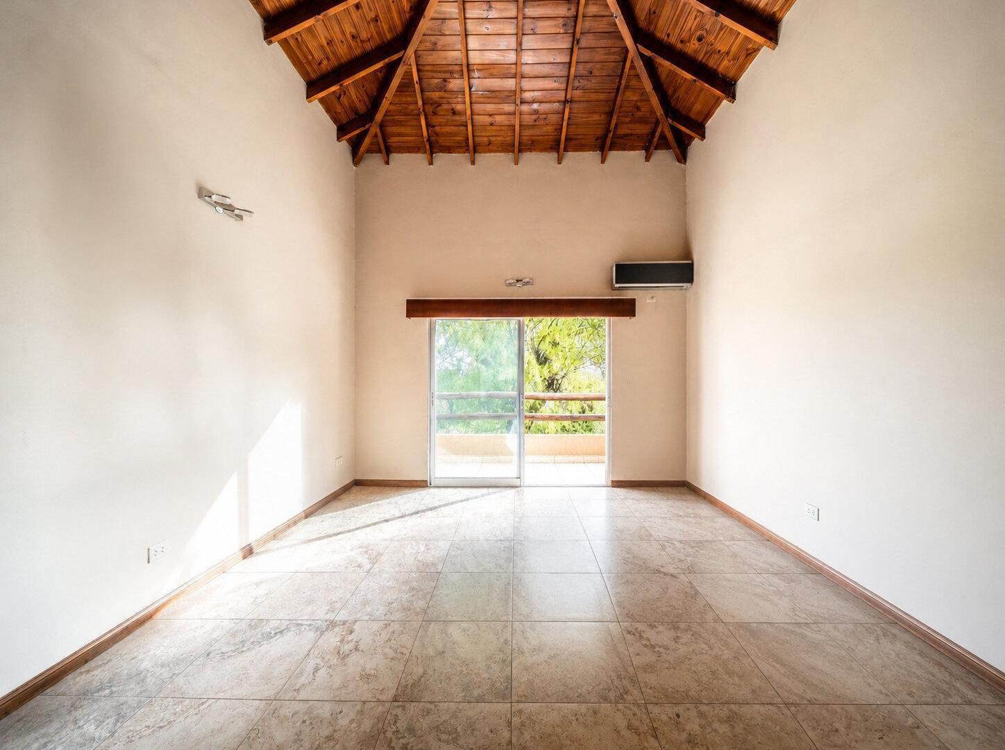 Casa en San Isidro Labrador al Golf