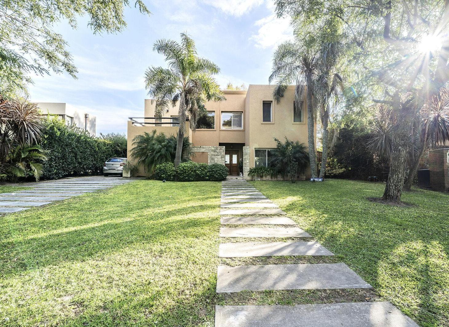 Casa en San Isidro Labrador al Golf