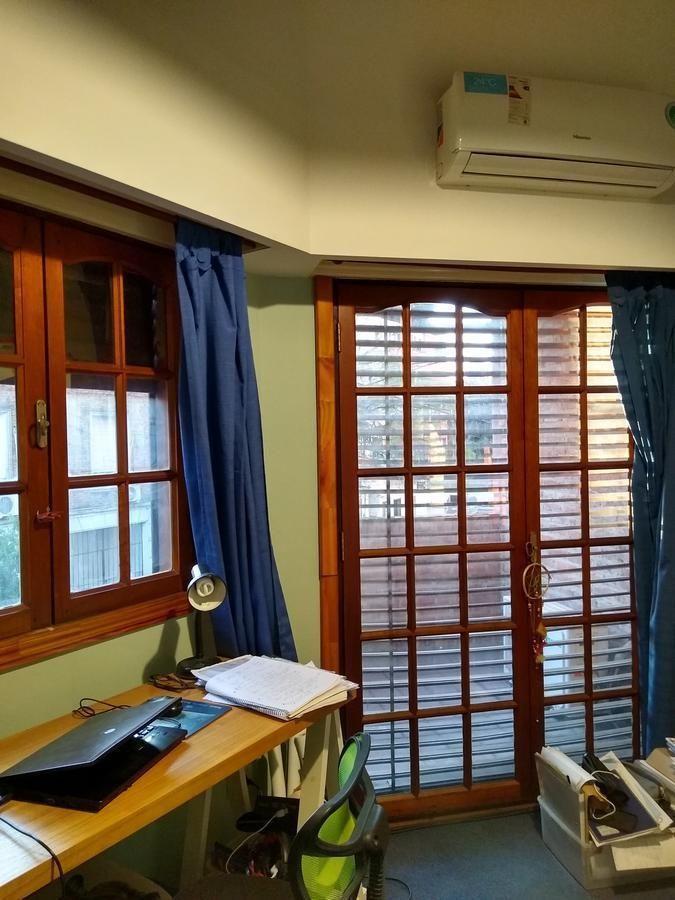 Excelente Casa 5 Amb, con Garage 2 Autos, Patio y Terraza con Parrilla a m de Av Rivadavia 1