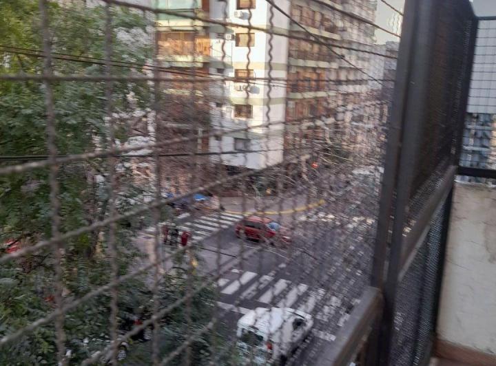 VENTA DEPARTAMENTO 4 AMBIENTES FLORES AREA COMERCIAL 4