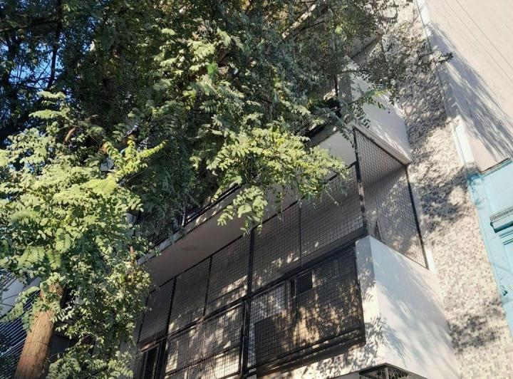 VENTA DEPARTAMENTO 4 AMBIENTES FLORES AREA COMERCIAL 1