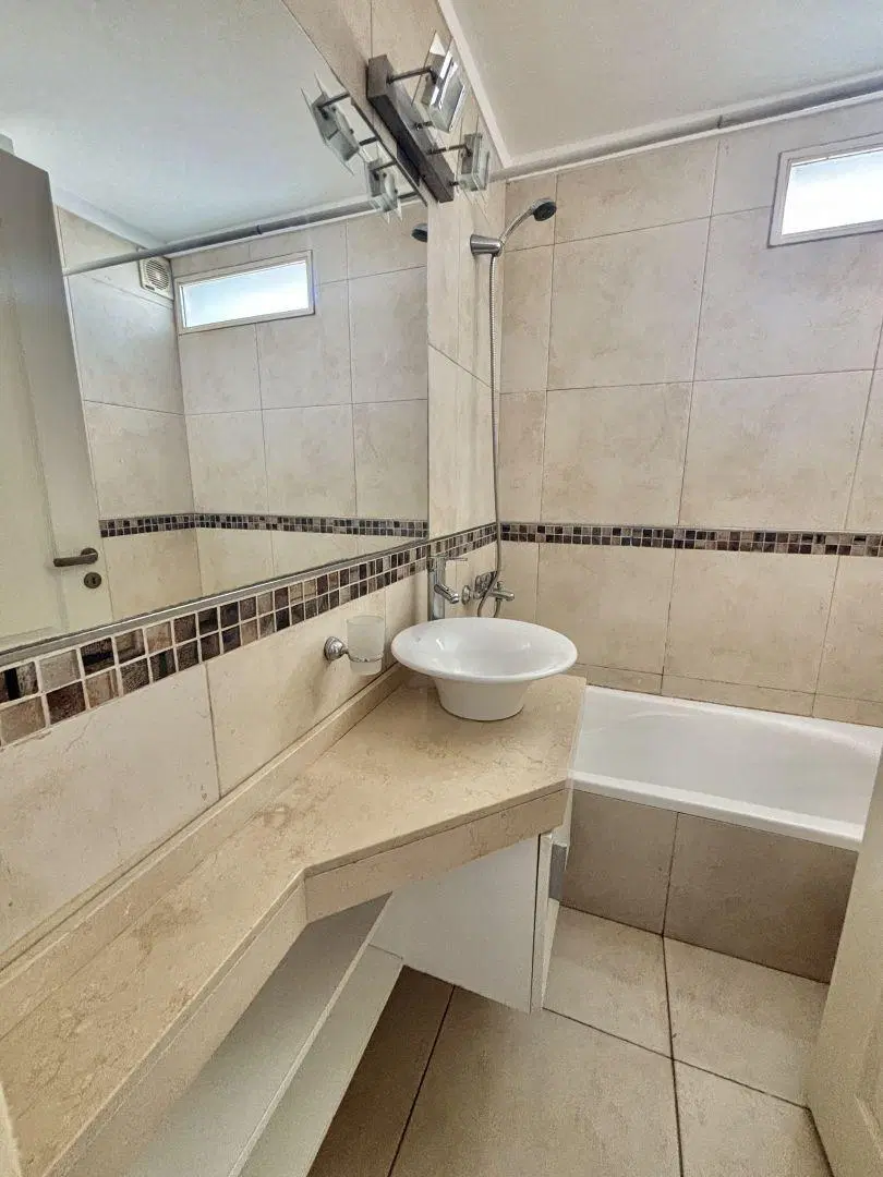 DEPARTAMENTO EN VENTA 2 AMBIENTES CON BALCON EN VILLA DEL PARQUE 8