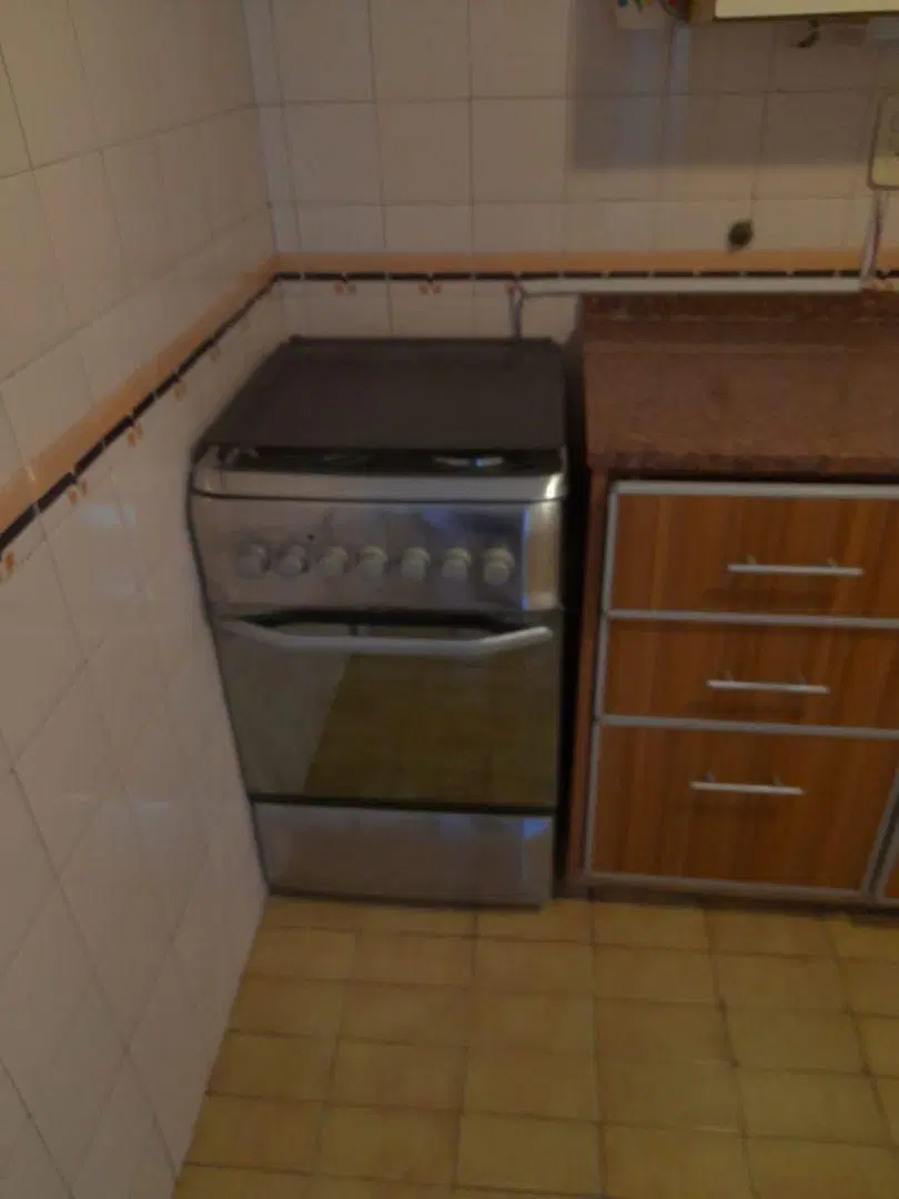 VENTA DEPARTAMENTO DOS AMBOEMTES, A ,METROS SUBTE Y ZONA COMERCIAL 3