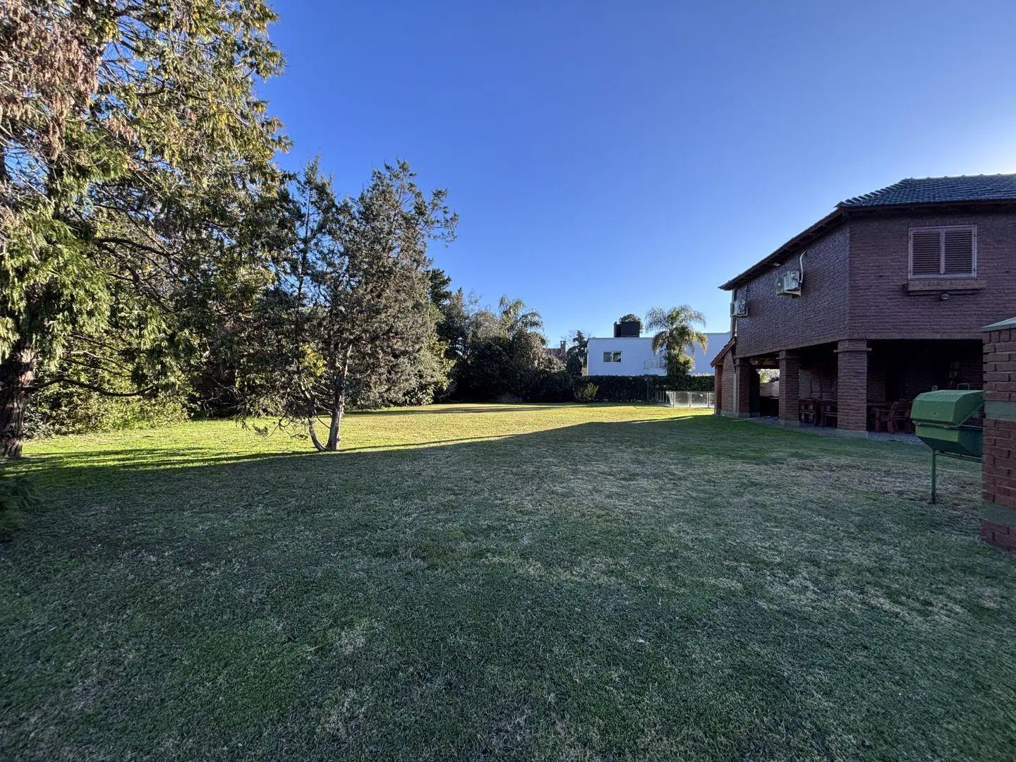 Lote Premium en Venta en Country Banco Provincia en Francisco Alvarez Moreno 2
