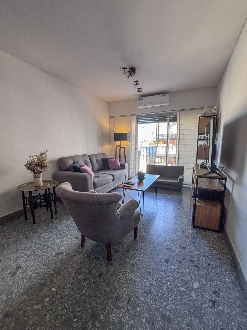 Departamento en Venta 4 Ambientes con Balcón en Villa del Parque 1