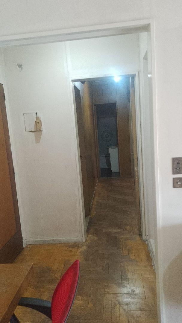Foto de DEPARTAMENTO 3 AMBIENTES SOBRE AVDA RIVADAVIA, ZONA COMERCIAL, AMPLIO, imagen 5